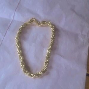 NWT🌻Buy 1 Get 1 Free🌻Goldtone Bracelet🌻